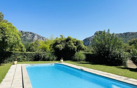 G&icirc;te n&deg;30G13264 Anduze - Gard - piscine gite cabanis anduze