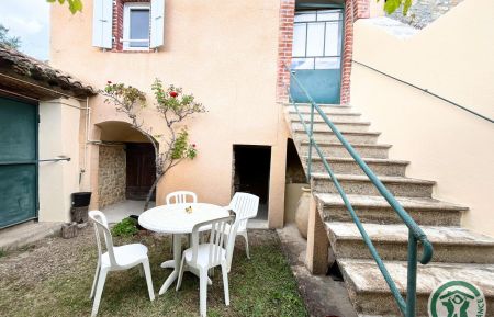 G&icirc;te n&deg;30G13321 Saint-Victor-de-Malcap - Gard - Le g&icirc;te les Pivoines