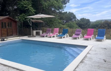 G&icirc;te n&deg;30G15102 Bagnols-sur-C&egrave;ze - Gard - Piscine priv&eacute;e 6X4 