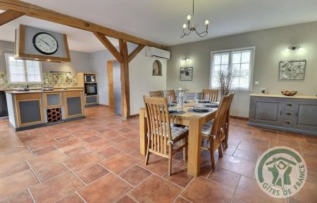 G&icirc;te n&deg;30G13379 Saint-Denis - Gard - photo