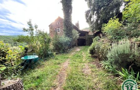 G&icirc;te n&deg;30G11625 Portes - Gard - photo