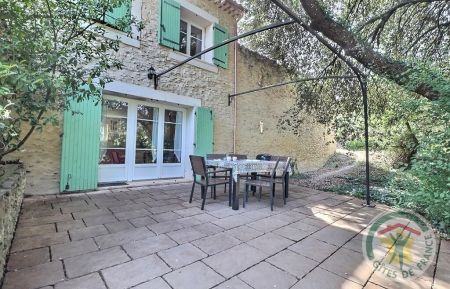 G&icirc;te n&deg;30G12978 V&eacute;n&eacute;jan - Gard - photo