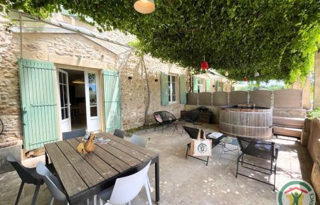 G&icirc;te n&deg;30G13146 Bagnols-sur-C&egrave;ze - Gard - photo