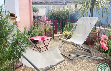 G&icirc;te n&deg;30G12984 Moussac - Gard - Votre terrasse privative