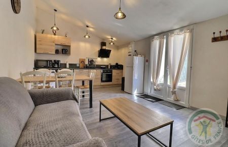 G&icirc;te n&deg;30G13246 Aimargues - Gard - photo