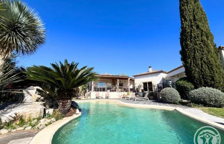 G&icirc;te n&deg;30G13392 Junas - Gard - photo
