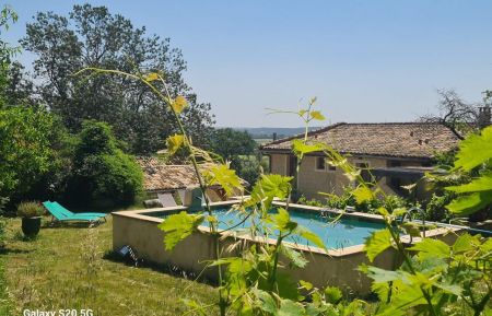 G&icirc;te n&deg;30G13334 Sardan - Gard - photo
