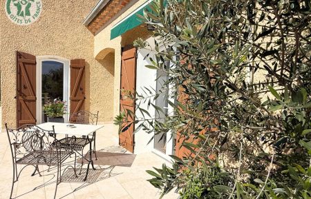 G&icirc;te n&deg;30G13389 Pont-Saint-Esprit - Gard - photo