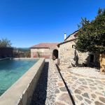 La piscine priv&eacute;e 