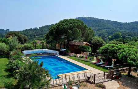 G&icirc;te n&deg;30G13325 Anduze - Gard - Notre piscine 7m*14m commune aux 2 g&icirc;tes