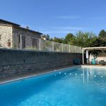 Maison avec piscine priv&eacute;e