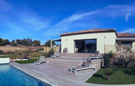 G&icirc;te n&deg;30G13385 Cruviers-Lascours - Gard - photo